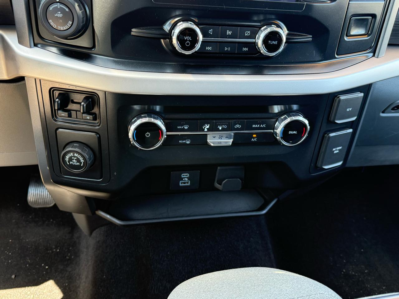 Ford F-150 King-Ranch SuperCrew 5.5-ft. 2WD 2022