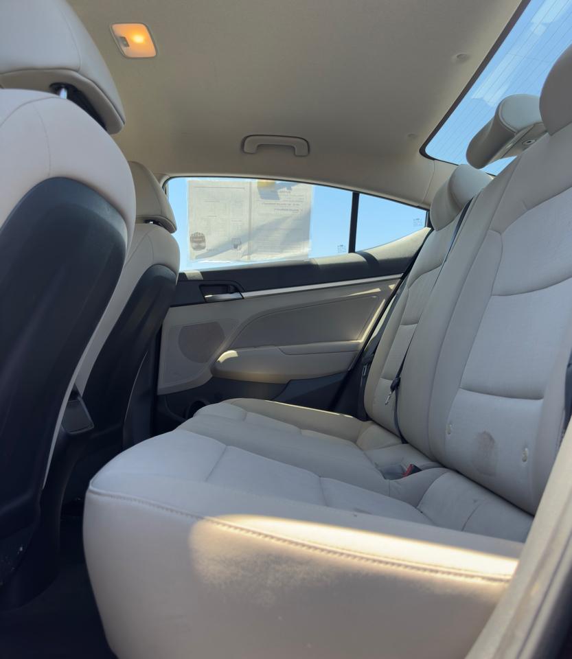 Hyundai Elantra SE 2017