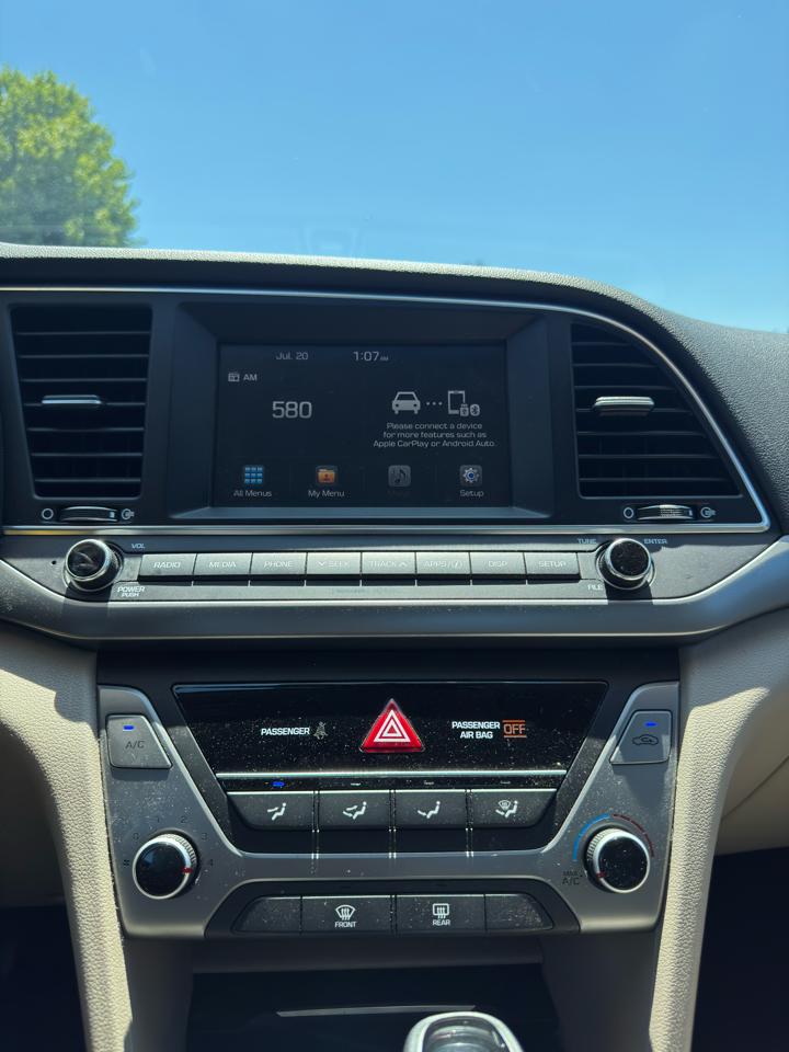 Hyundai Elantra SE 2017