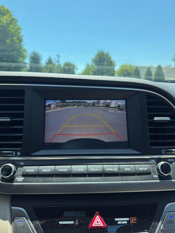 Hyundai Elantra SE 2017