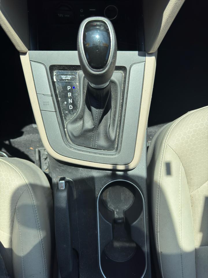 Hyundai Elantra SE 2017