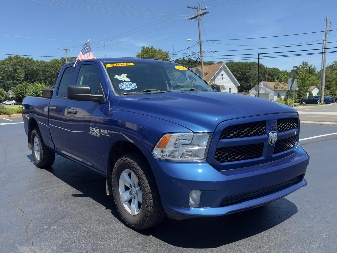 RAM 1500 Tradesman Quad Cab 4WD 2016