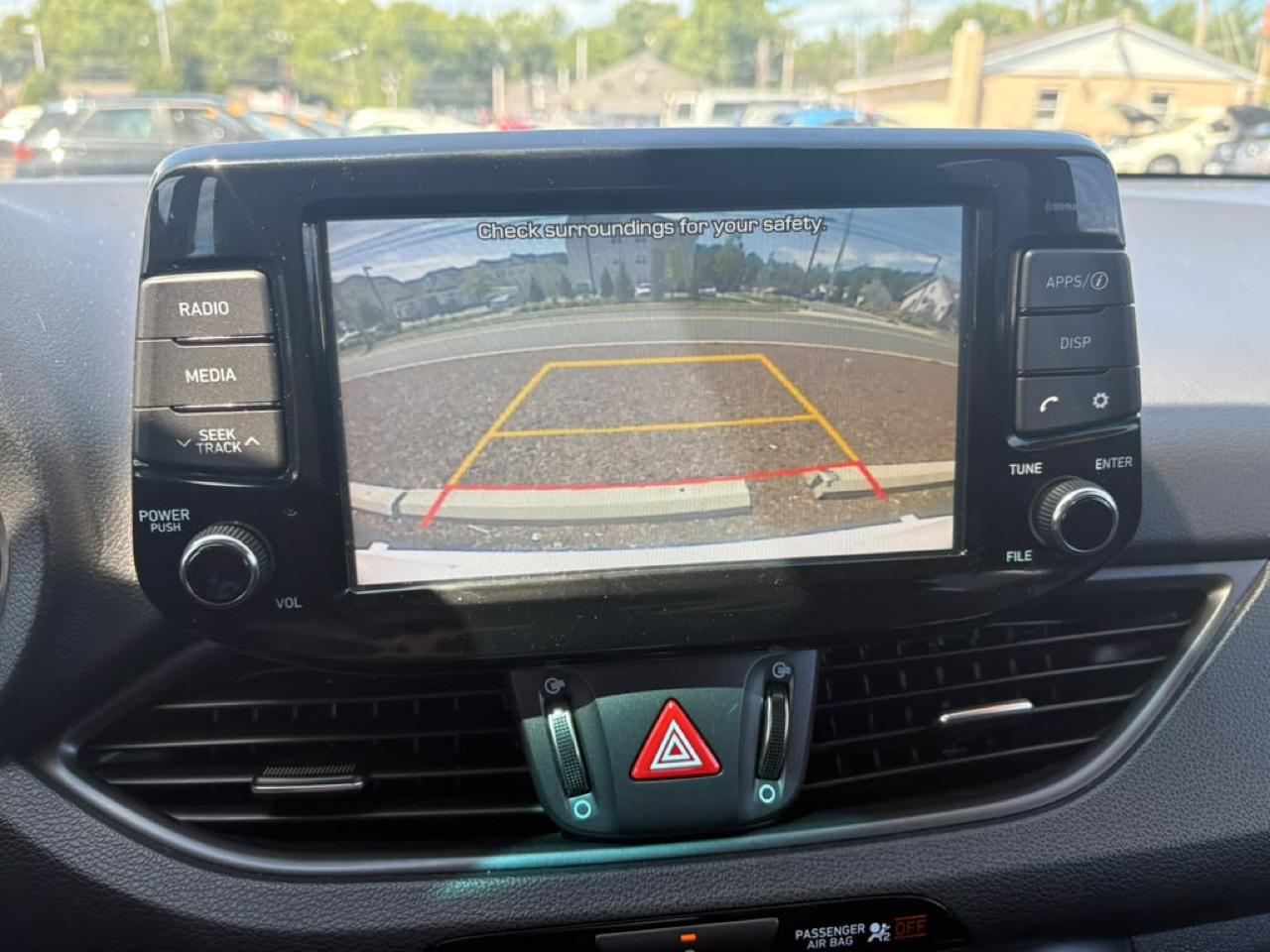 Hyundai Elantra GT Base 6A 2019