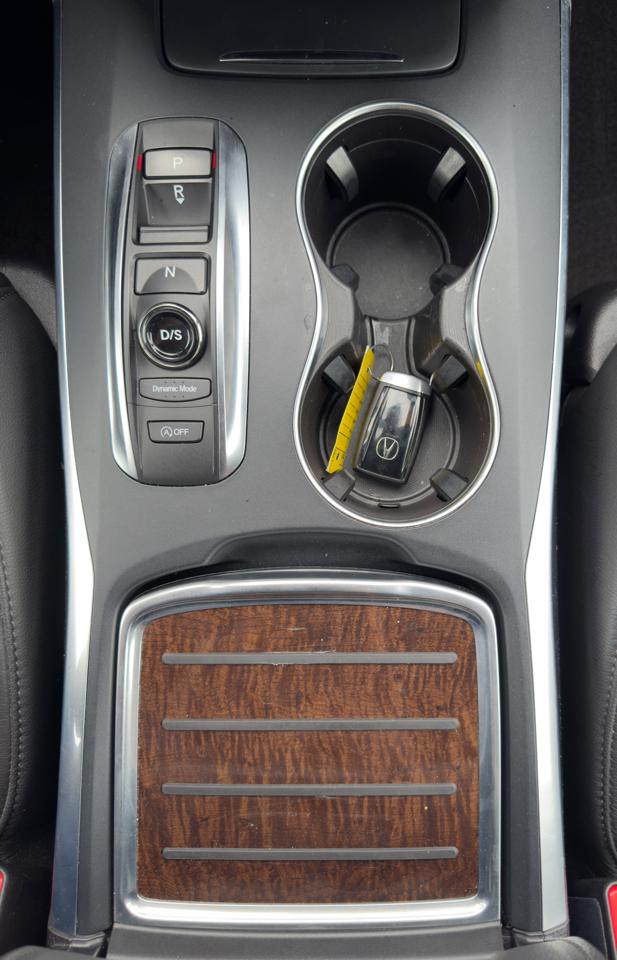 Acura MDX SH-AWD 9-Spd AT 2020