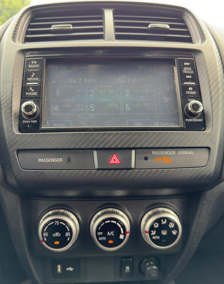 Mitsubishi Outlander Sport 2.0 ES 4WD 2024