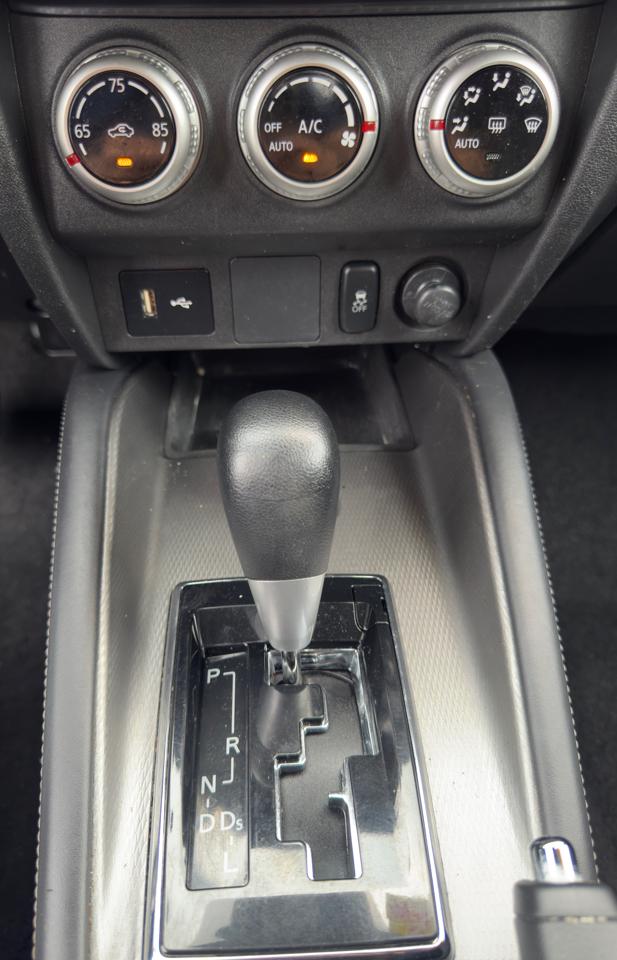 Mitsubishi Outlander Sport 2.0 ES 4WD 2024