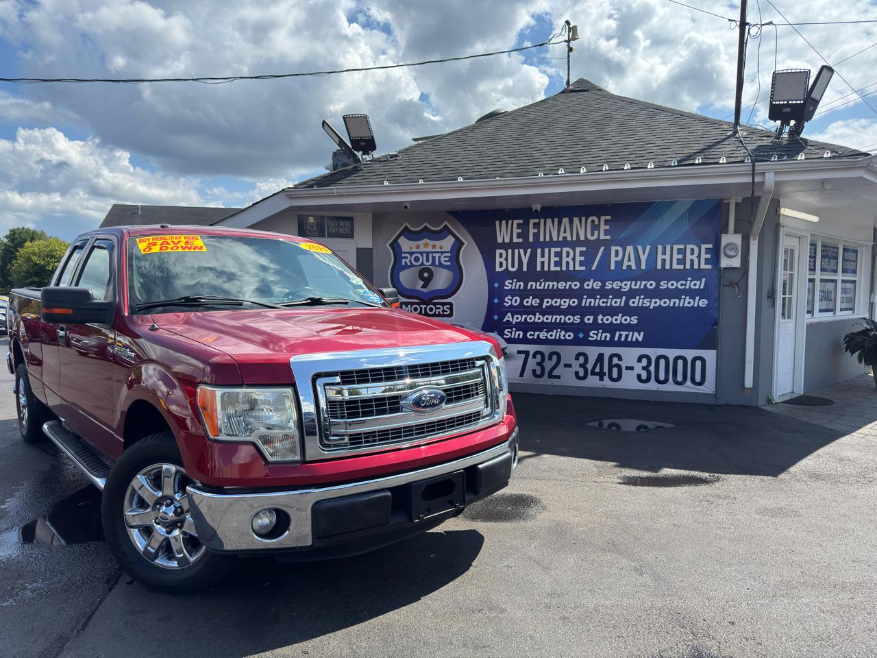 2014 Ford F-150 Lariat SuperCab 6.5-ft. Bed 2WD
