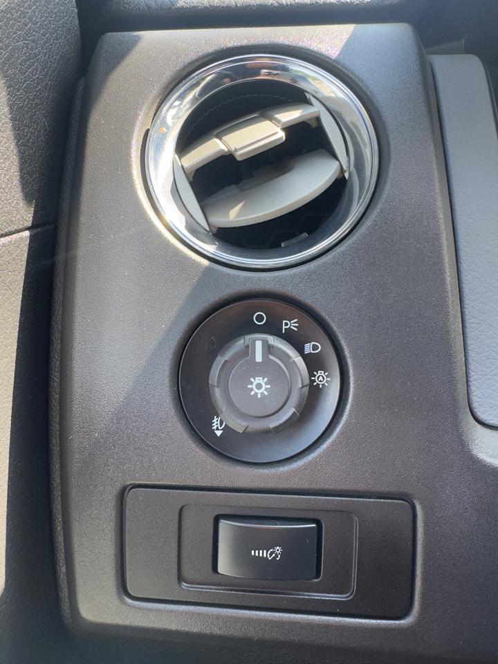 Ford F-150 Lariat SuperCab 6.5-ft. Bed 2WD 2014