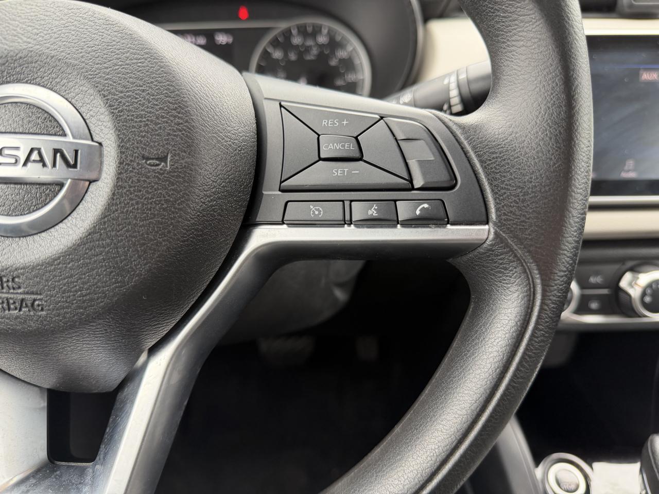Nissan Versa SV 2021