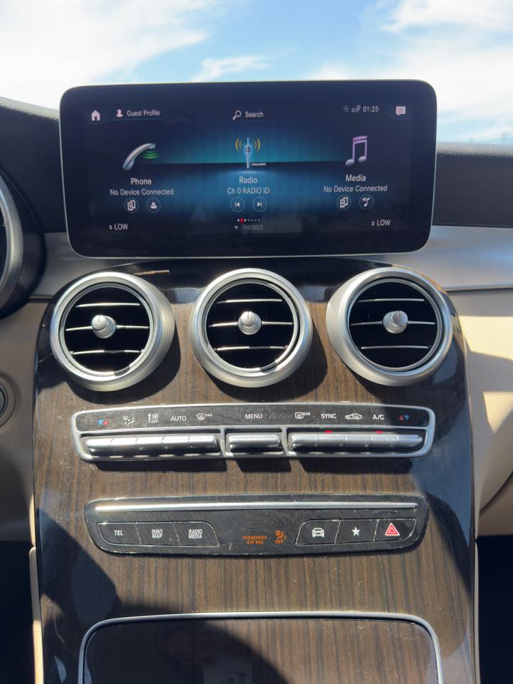 Mercedes-Benz GLC-Class GLC300 2022