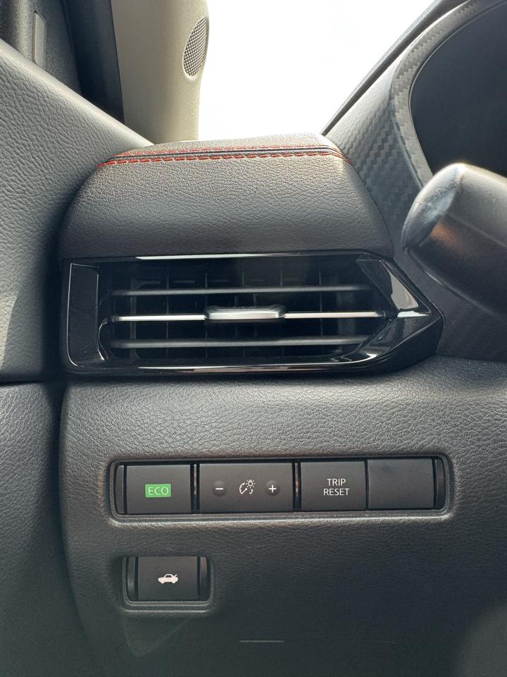 Nissan Sentra SR 2024