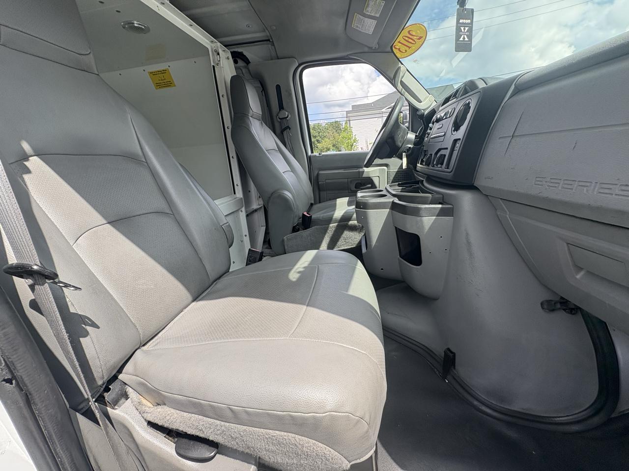 Ford E-150  2013