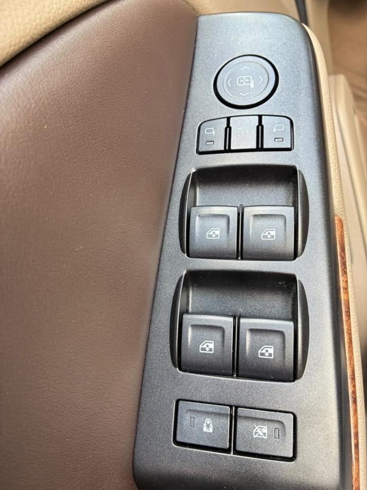 Chevrolet Tahoe LTZ 4WD 2016