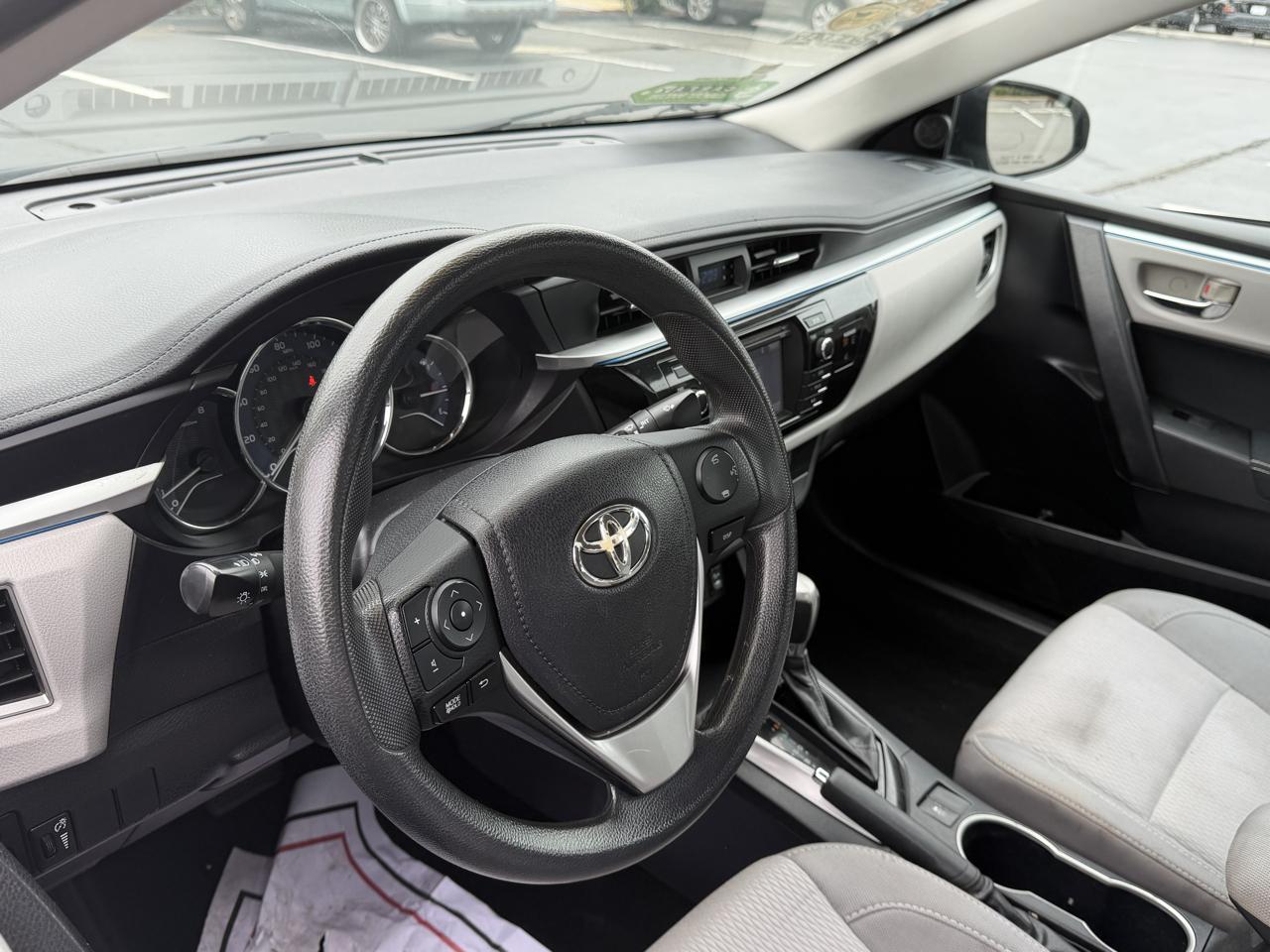 Toyota Corolla LE 2015