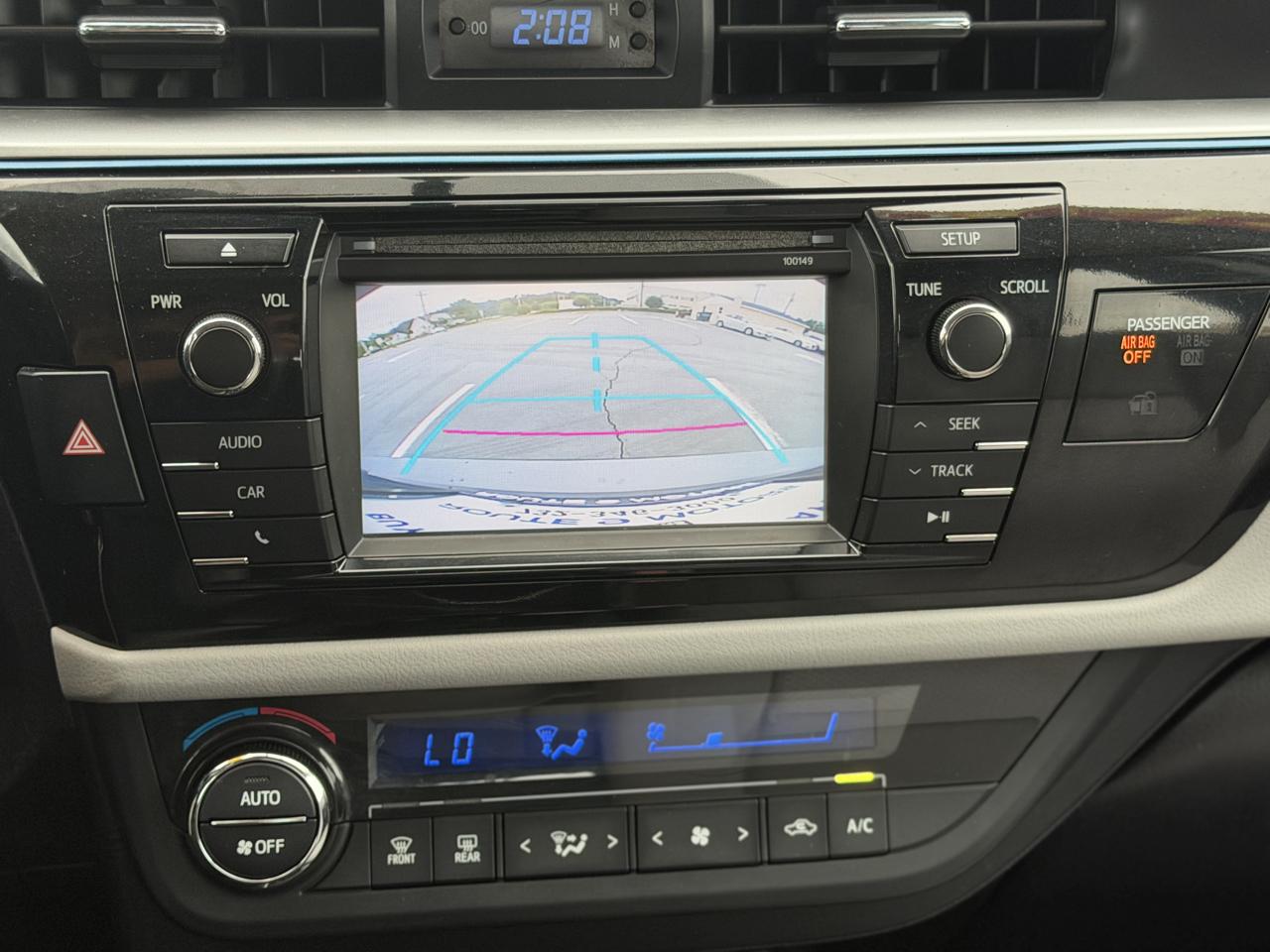 Toyota Corolla LE 2015