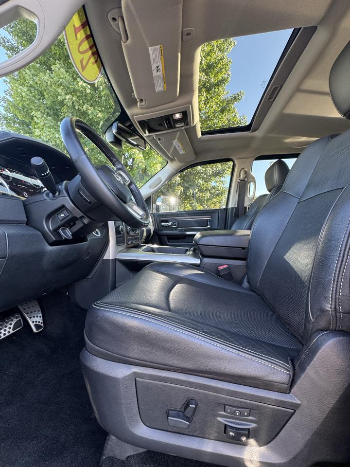 RAM 2500 Laramie Crew Cab SWB 4WD 2017