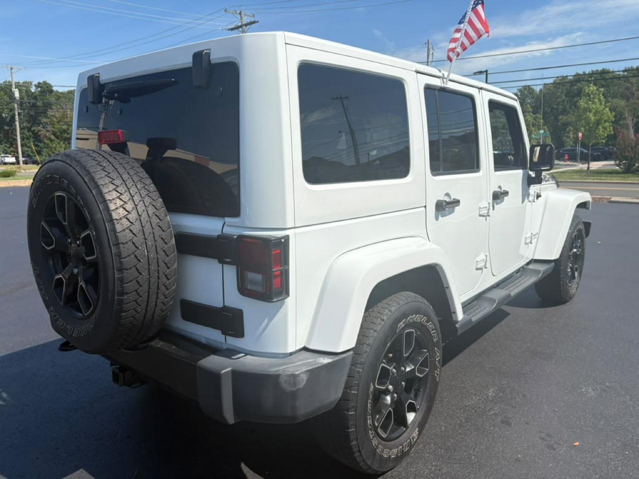 Jeep Wrangler Unlimited Sahara 4WD 2017
