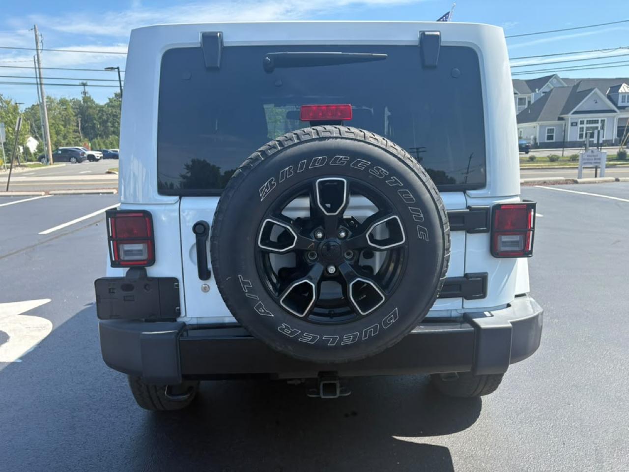 Jeep Wrangler Unlimited Sahara 4WD 2017
