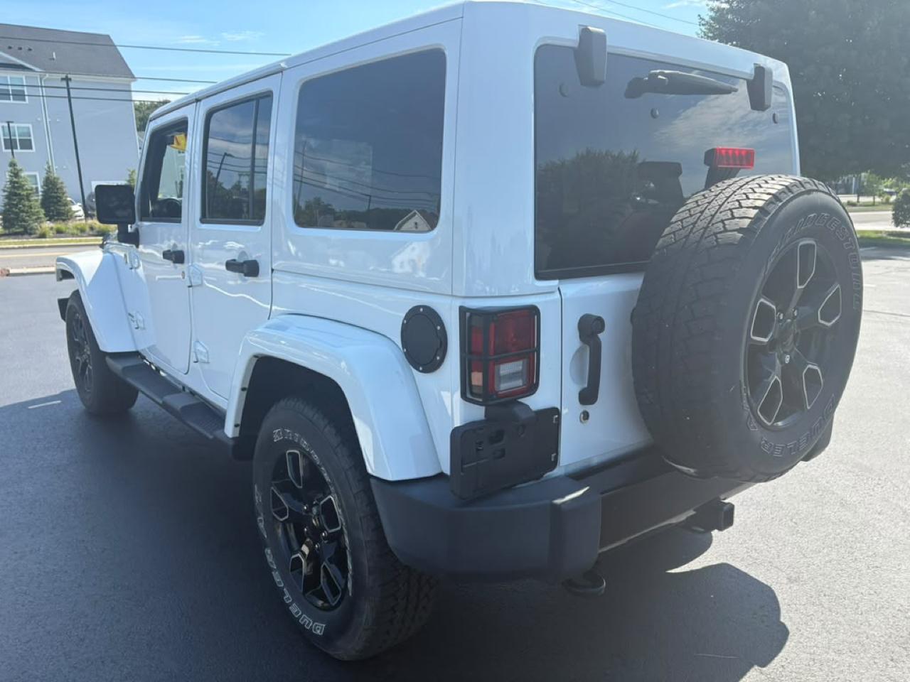 Jeep Wrangler Unlimited Sahara 4WD 2017