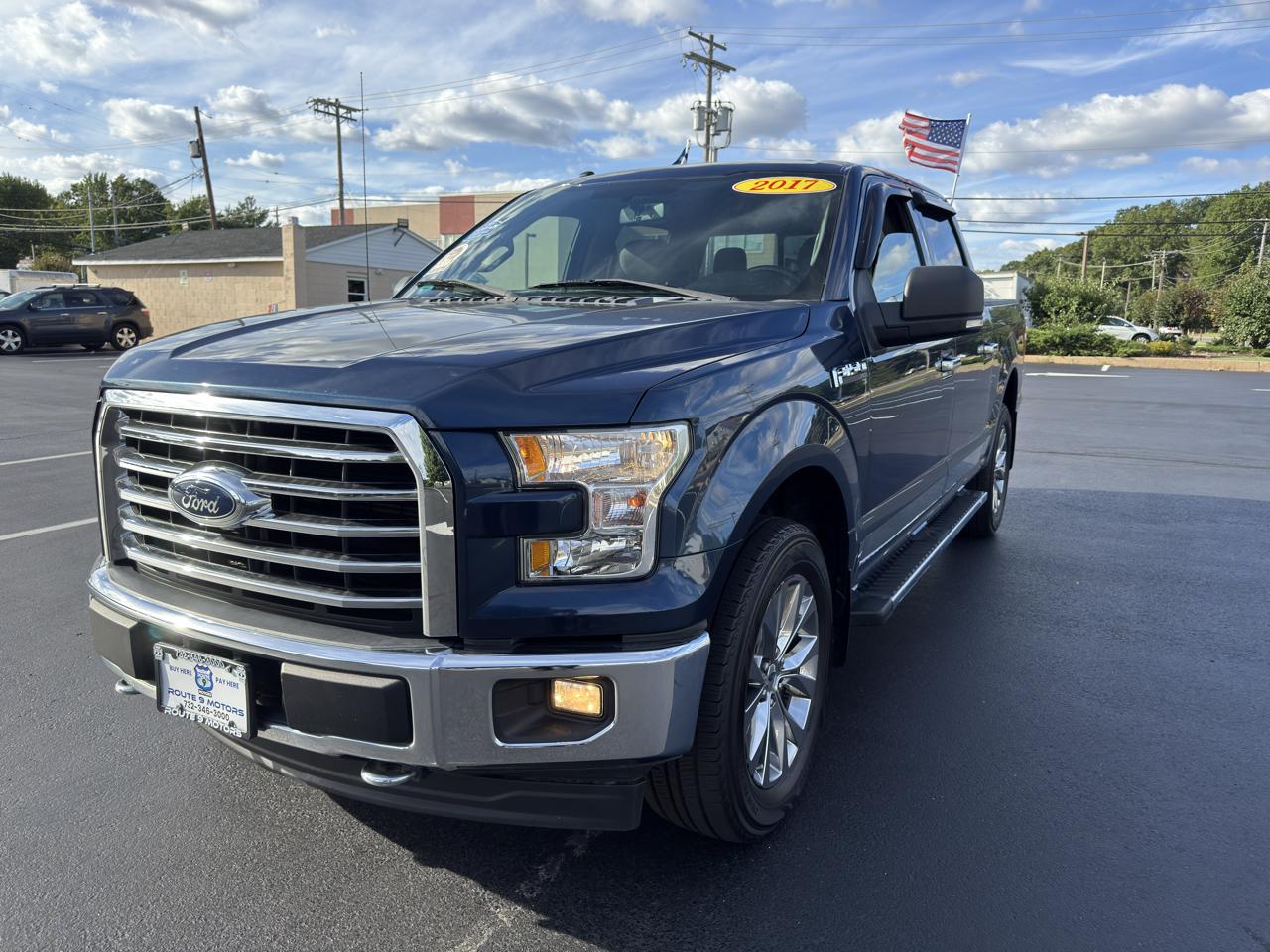 Ford F-150 XLT SuperCrew Short Box 4WD 2017
