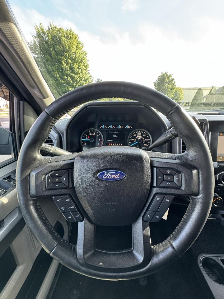 Ford F-150 XLT SuperCrew Short Box 4WD 2017