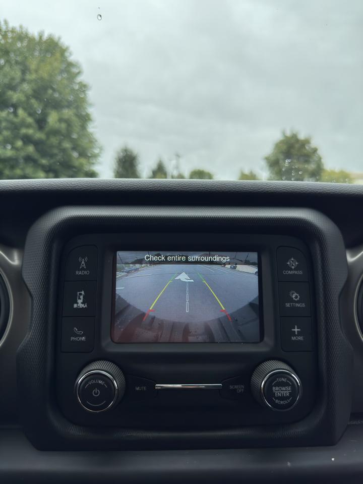Jeep Wrangler Unlimited Sport 2018