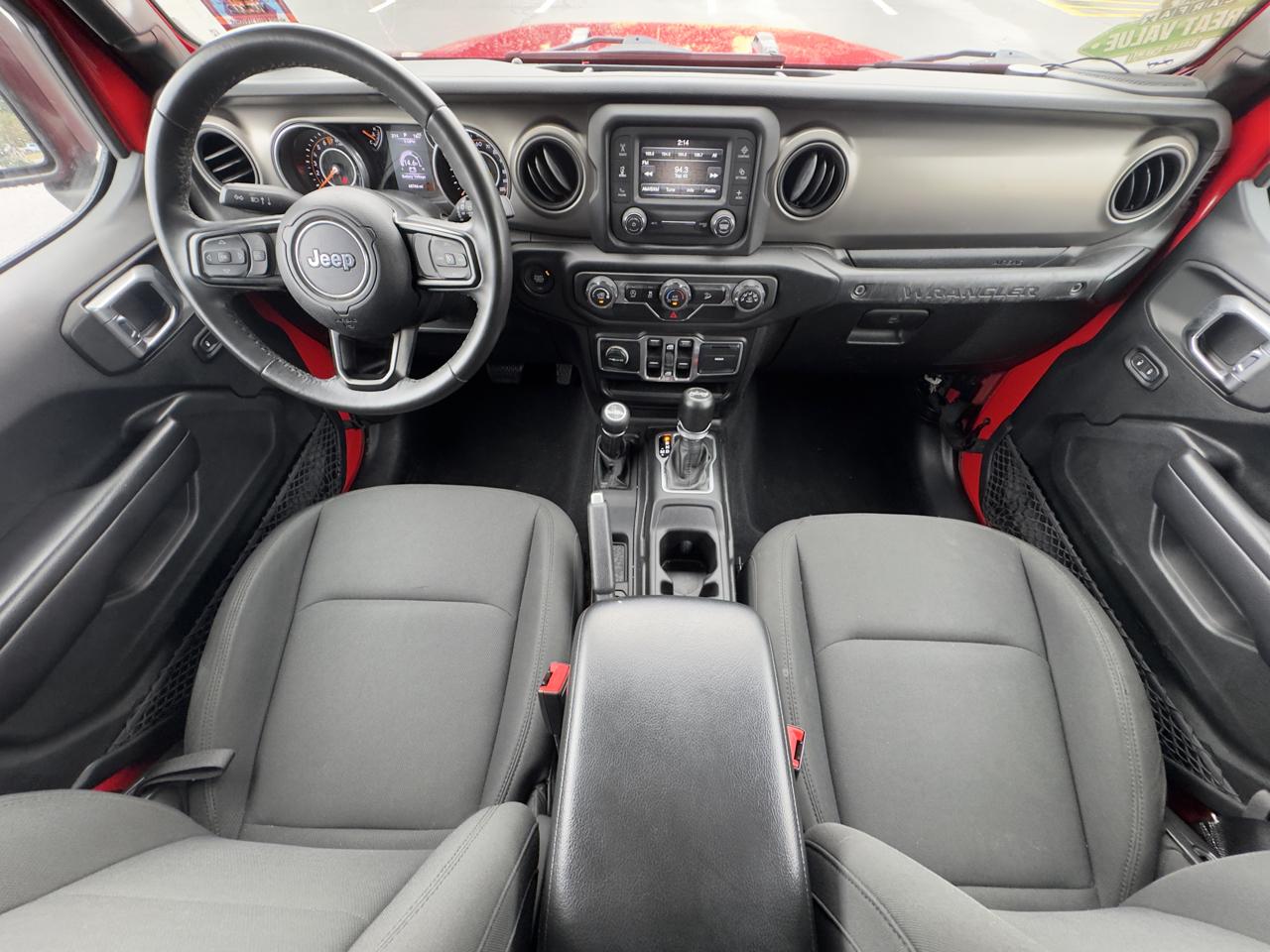 Jeep Wrangler Unlimited Sport 2018