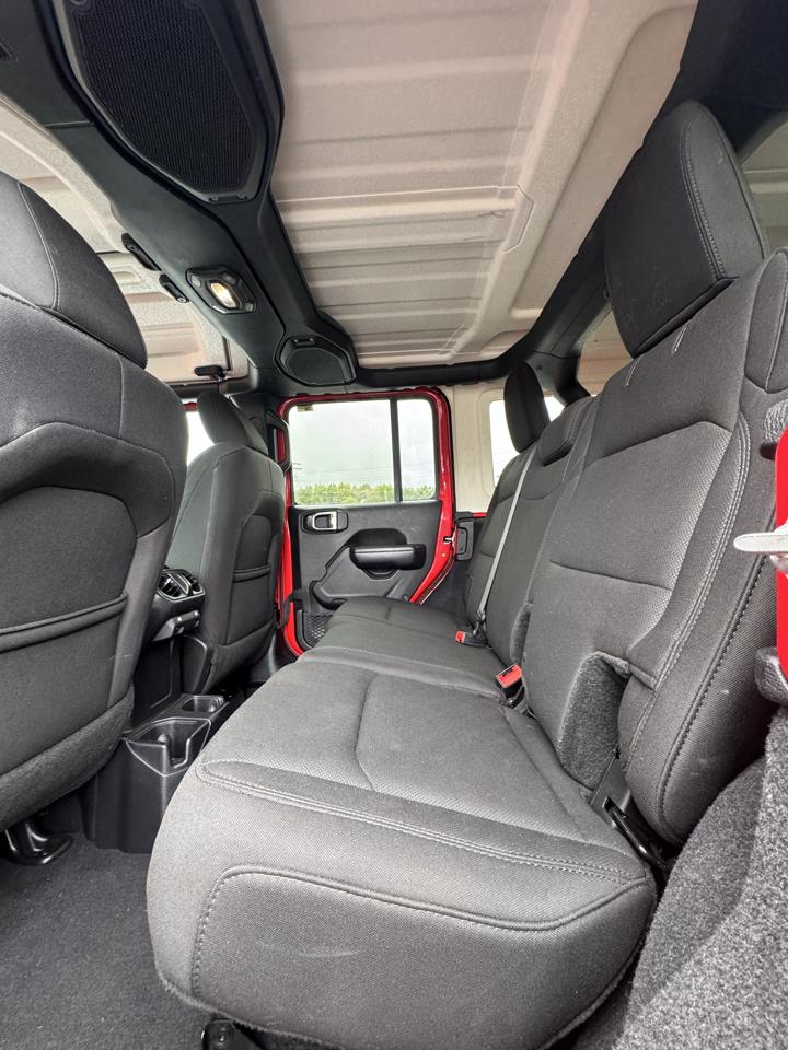 Jeep Wrangler Unlimited Sport 2018