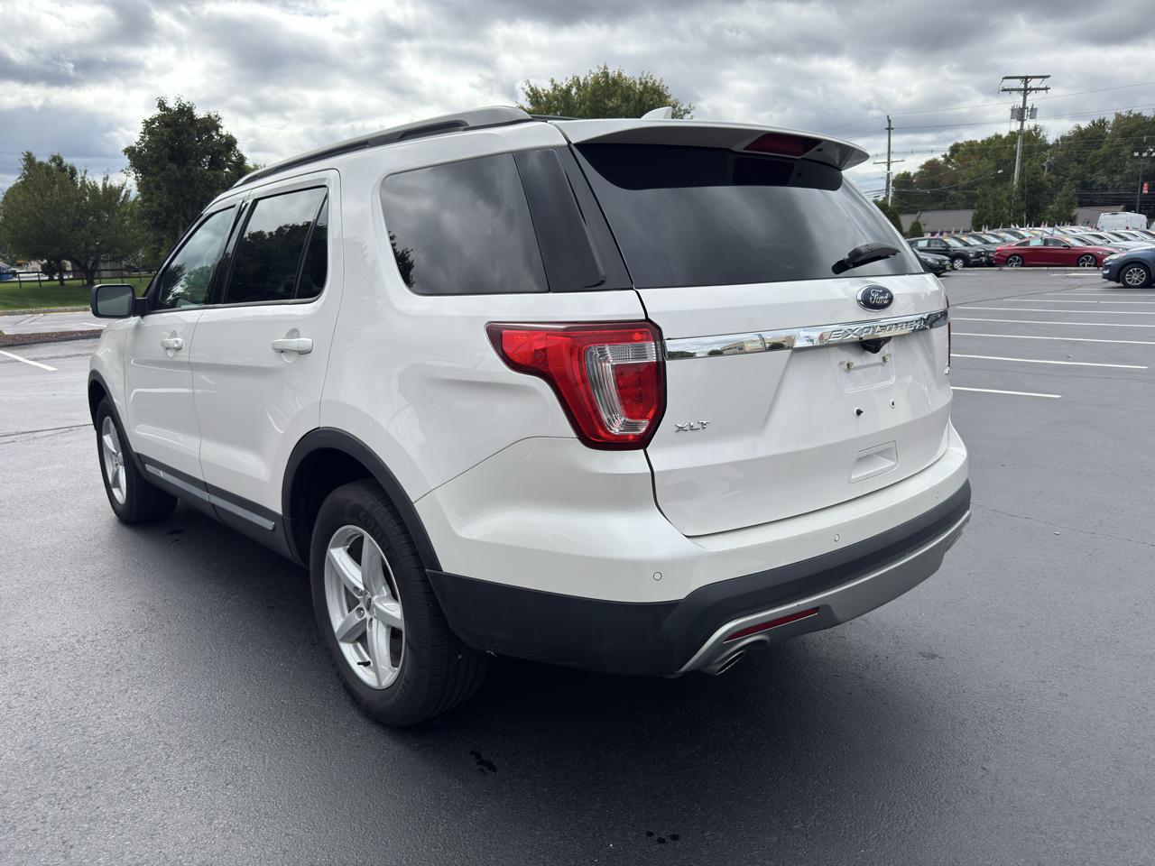 Ford Explorer XLT 4WD 2017