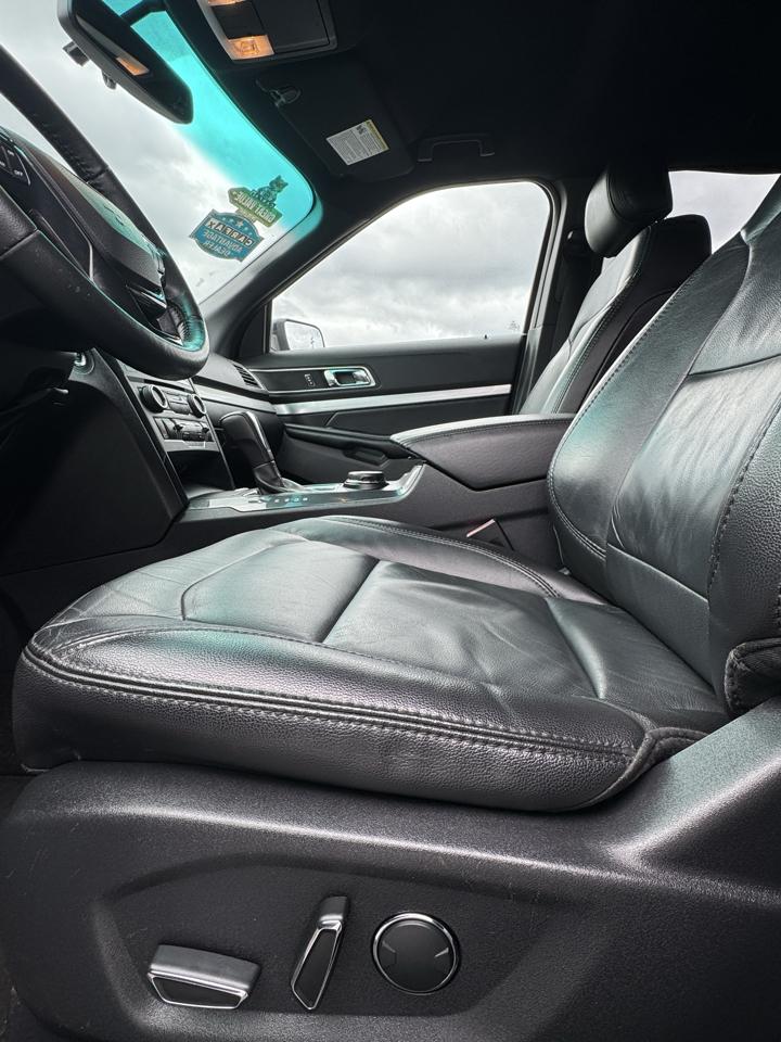 Ford Explorer XLT 4WD 2017