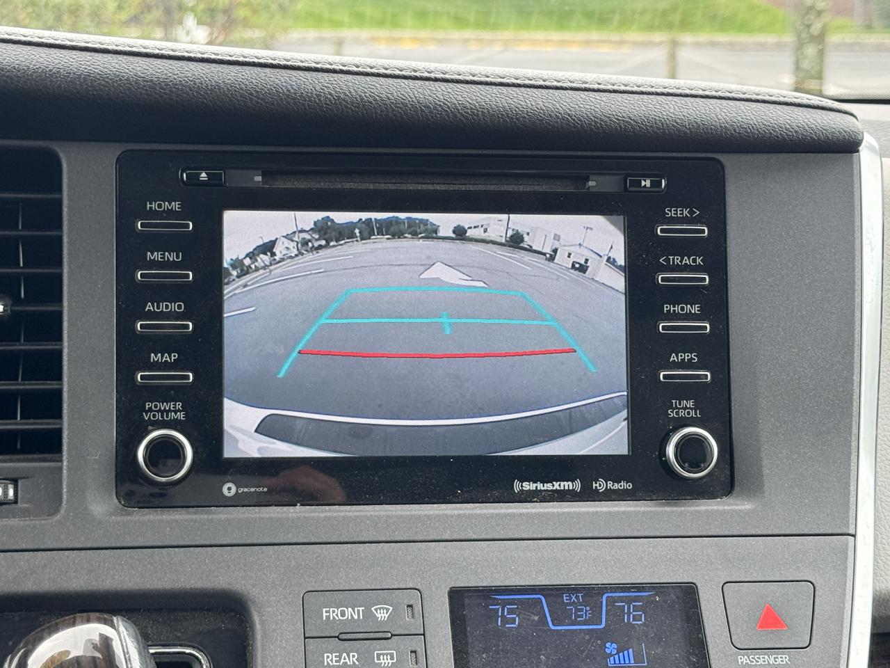 Toyota Sienna XLE 7-Passenger AWD 2018