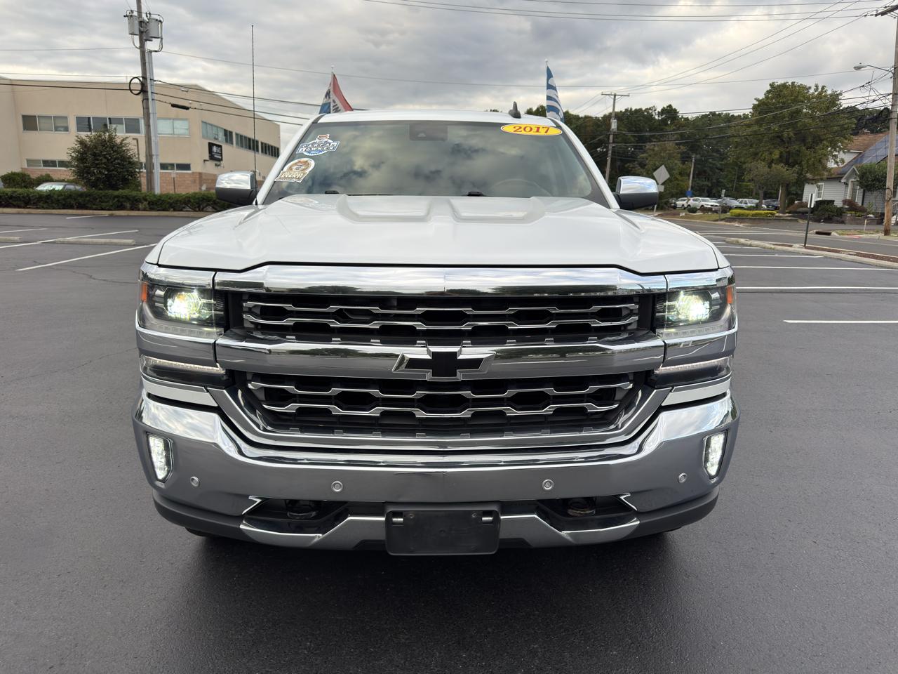 Chevrolet Silverado 1500 LTZ Double Cab Short Box 4WD 2017