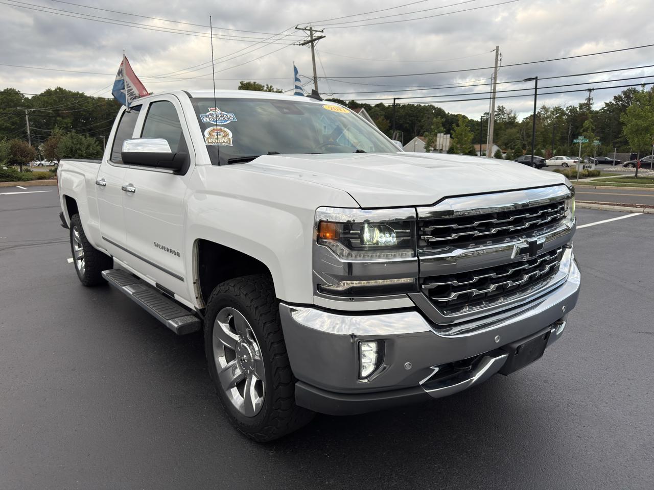 Chevrolet Silverado 1500 LTZ Double Cab Short Box 4WD 2017