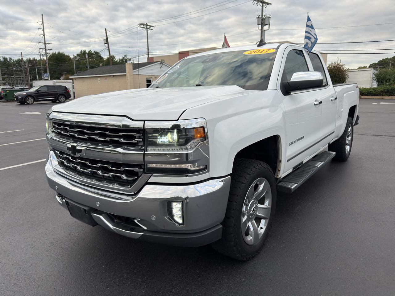 Chevrolet Silverado 1500 LTZ Double Cab Short Box 4WD 2017