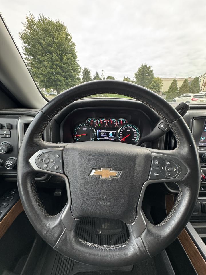 Chevrolet Silverado 1500 LTZ Double Cab Short Box 4WD 2017