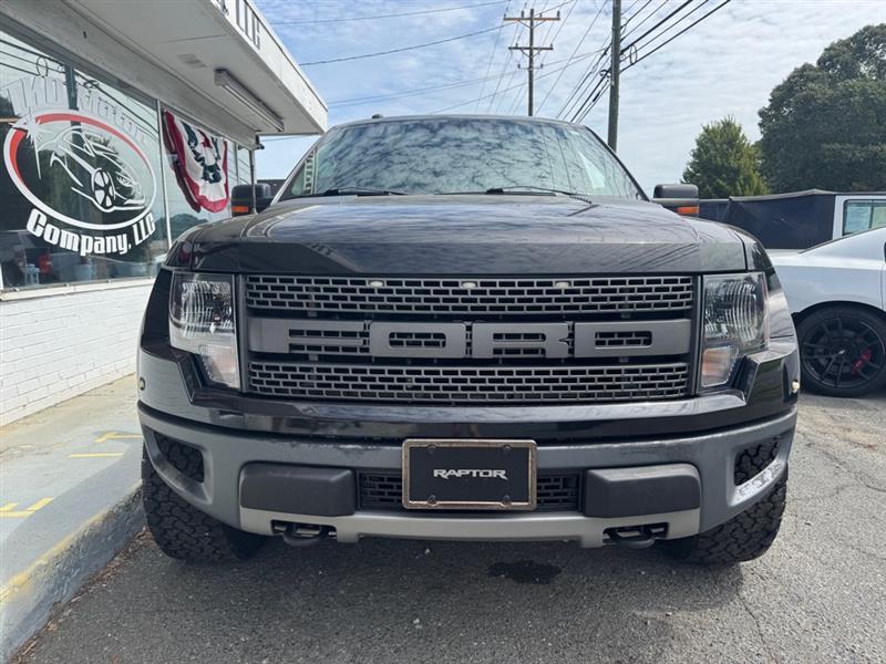 Ford F-150 4WD SuperCrew 145" SVT Raptor 2010