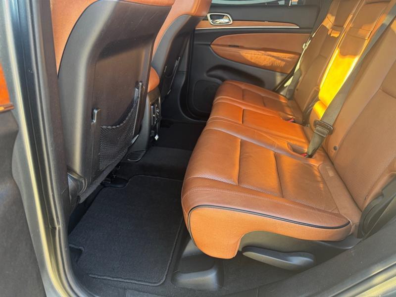 Jeep Grand Cherokee Overland 4WD 2012