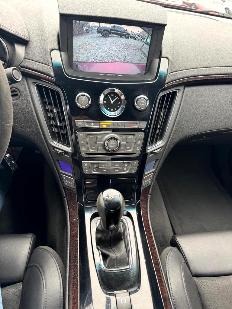 Cadillac CTS V Coupe 2011