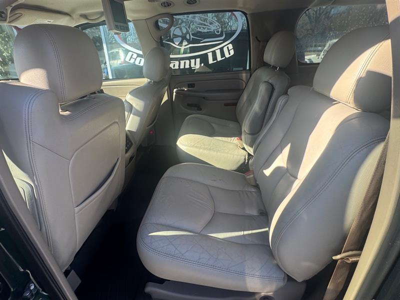 GMC Yukon XL 1500 2WD 2004