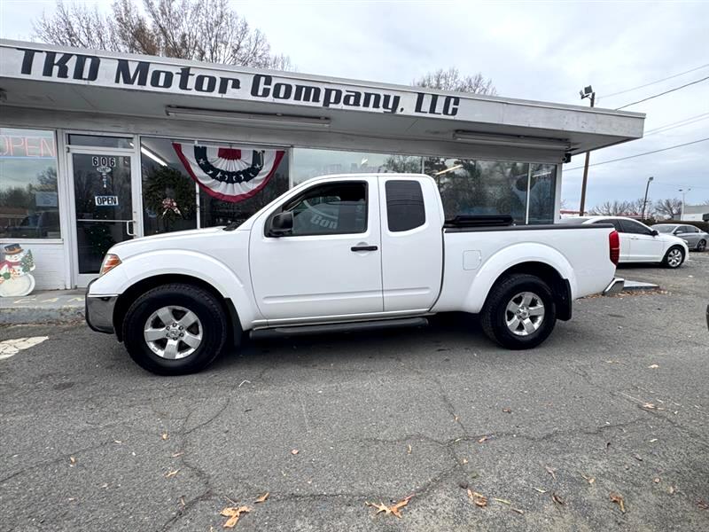 Nissan Frontier SV V6 King Cab 4WD 2011
