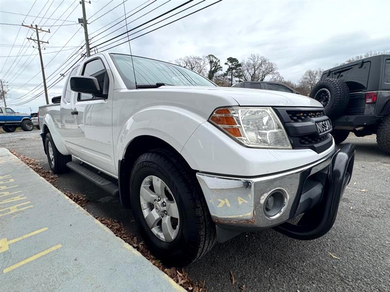 Nissan Frontier SV V6 King Cab 4WD 2011