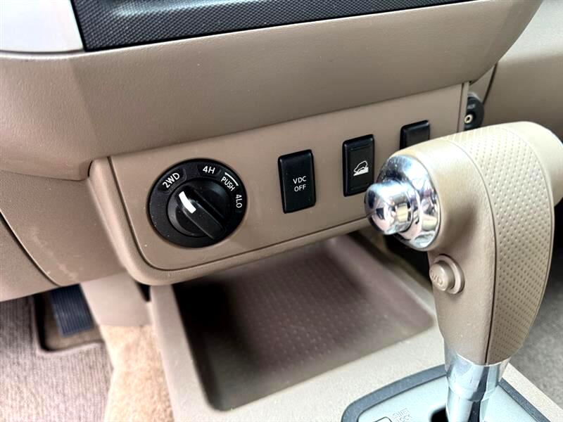 Nissan Frontier SV V6 King Cab 4WD 2011