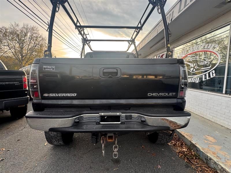 Chevrolet Silverado 2500HD Crew Cab Long Bed 4WD 2002