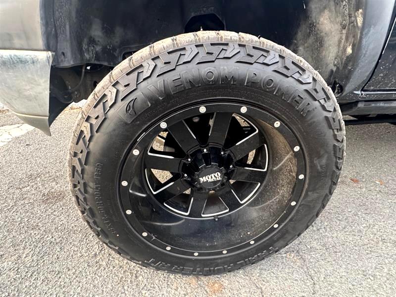 Chevrolet Silverado 2500HD Crew Cab Long Bed 4WD 2002