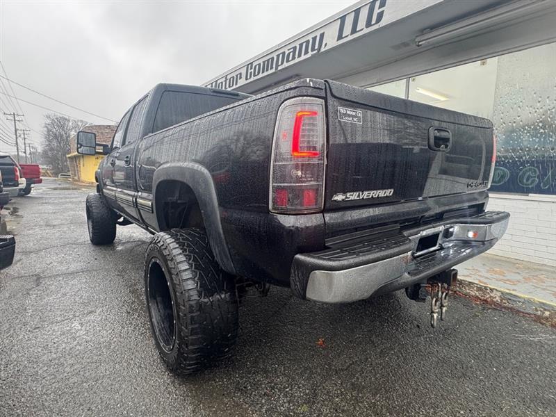 Chevrolet Silverado 2500HD Crew Cab Long Bed 4WD 2002