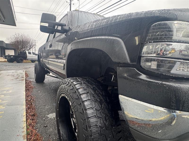 Chevrolet Silverado 2500HD Crew Cab Long Bed 4WD 2002