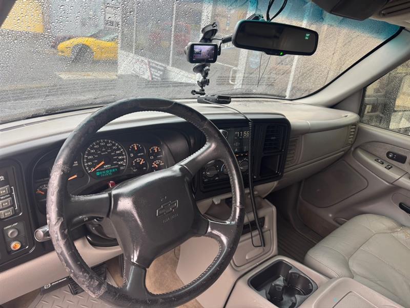 Chevrolet Silverado 2500HD Crew Cab Long Bed 4WD 2002