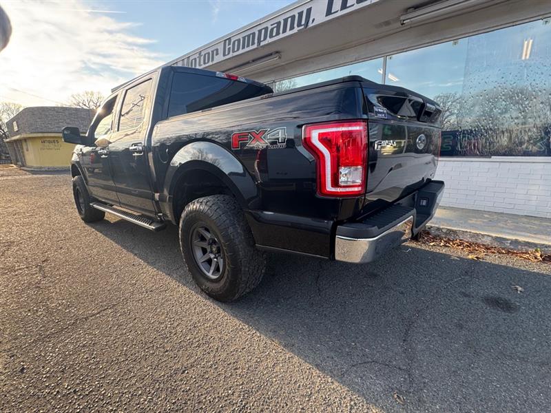 Ford F-150 XL SuperCrew 5.5-ft. Bed 4WD 2015