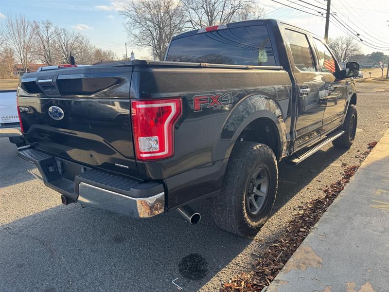 Ford F-150 XL SuperCrew 5.5-ft. Bed 4WD 2015