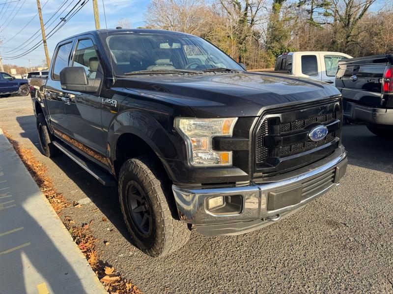 Ford F-150 XL SuperCrew 5.5-ft. Bed 4WD 2015